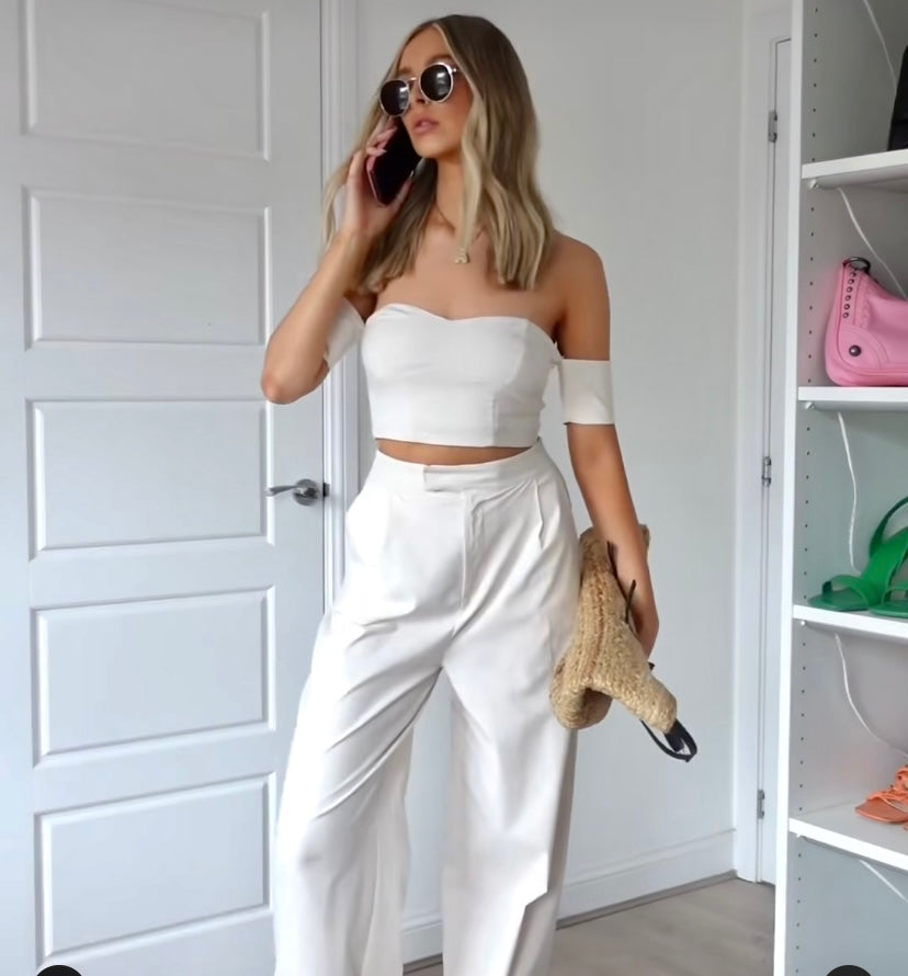 Top con scollo a cuore